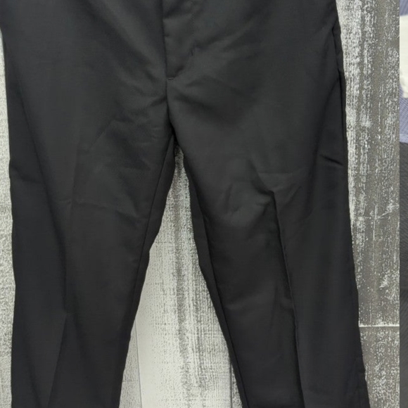 Amazon Essentials Men's Slim-Fit Stretch Golf Pant - Picture 4 of 4